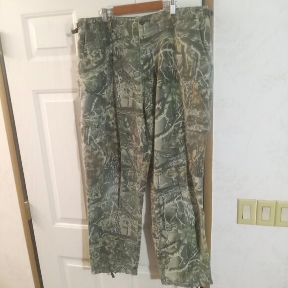 Cabela's Men's Seclusion 3-D Camo Pants Size 40 Reg - Picture 4 of 8